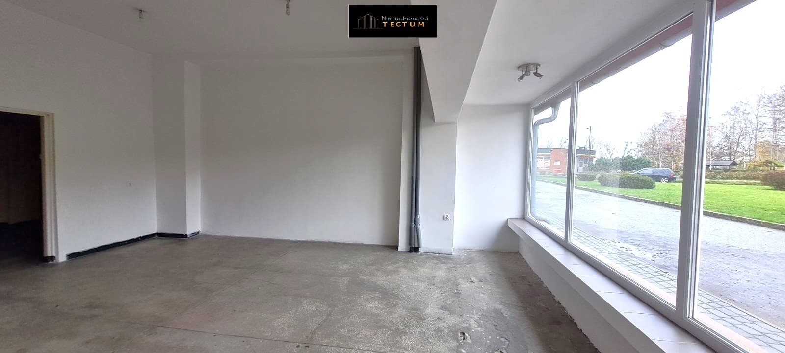 Na sprzedaż przestronny lokal handlowo-usługowy 152 m² w Wapnie Wapno  152m2 Foto 1