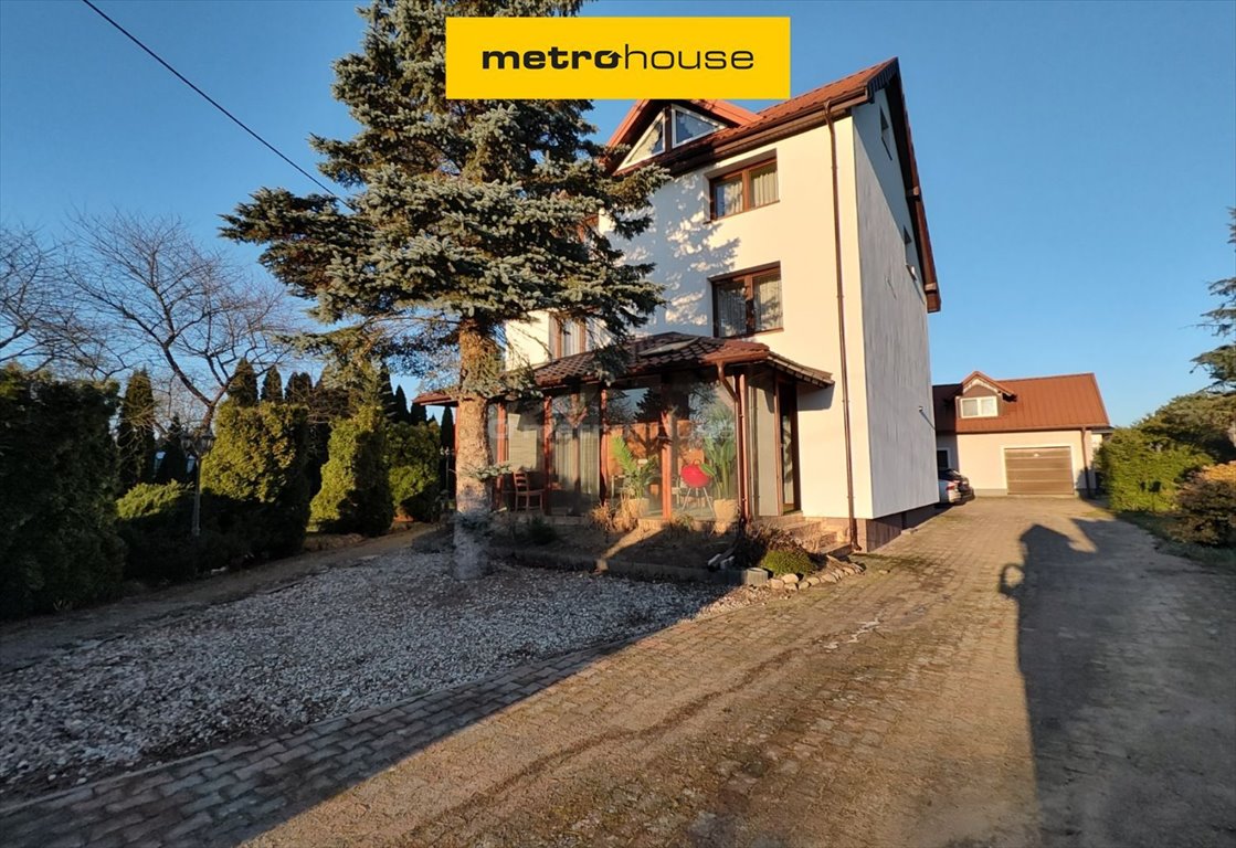 Dom z potencjałem, 3 poziomy, garaże, plac zabaw Rybno, Sportowa  246m2 Foto 1