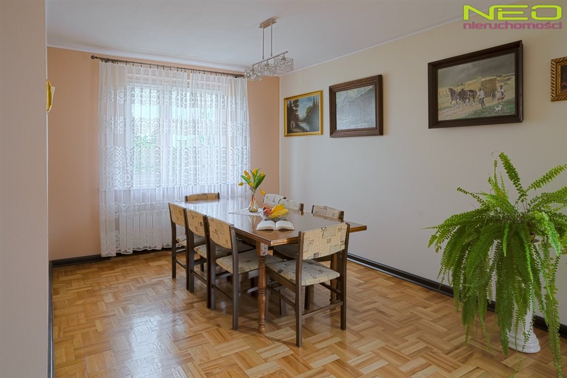 Przestronny dom 355 m2 z ogrodem i garażem w Częstochowie Częstochowa, Grabówka  355m2 Foto 1