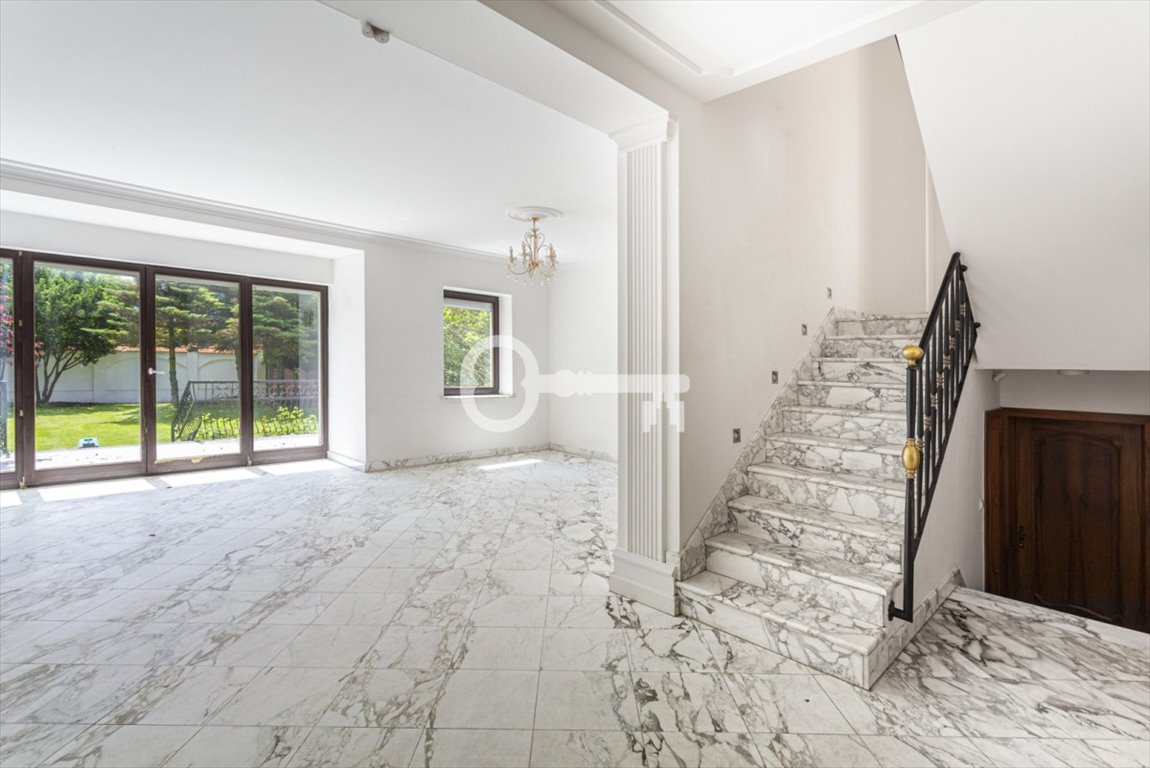 Przestronny dom na wynajem z ogrodem i sauną w Ursynowie Warszawa, Ursynów  390m2 Foto 1