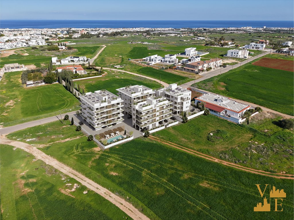 Mieszkanie trzypokojowe na sprzedaż Cypr, Paralimni  76m2 Foto 1