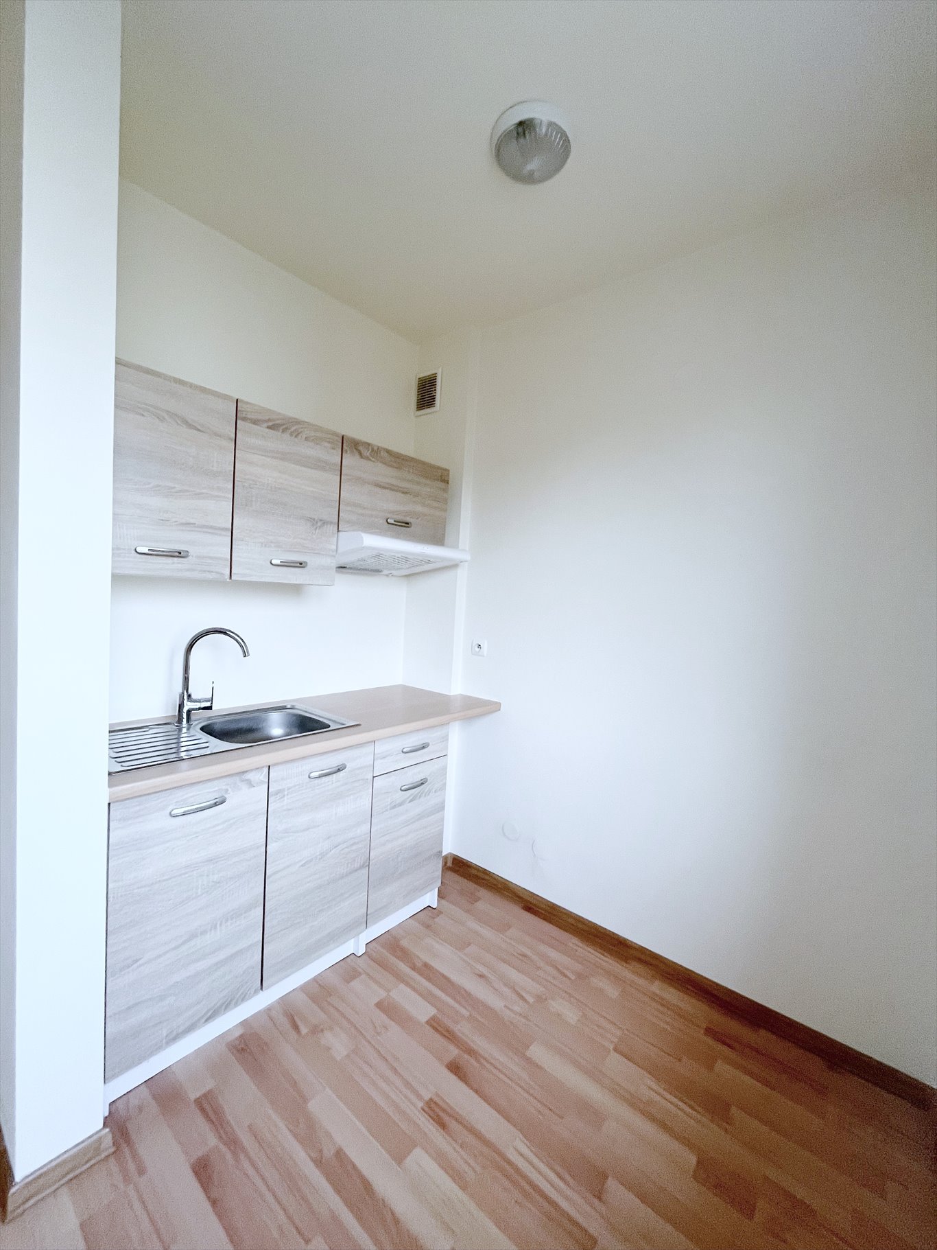 Lokal użytkowy na wynajem Rzeszów, Słocina, Armii Krajowej  36m2 Foto 5