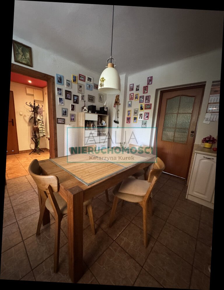 Polecam przestronny dom 110 m² z garażem i działką 2425 m² Jaktorów-Kolonia  110m2 Foto 1