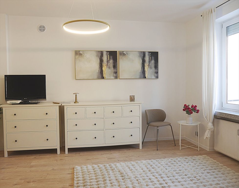 Gotowe do zamieszkania! Funkcjonalne mieszkanie po remoncie w Gdyni Gdynia, Wzgórze Św. Maksymiliana, Wojewody Wachowiaka  33m2 Foto 1