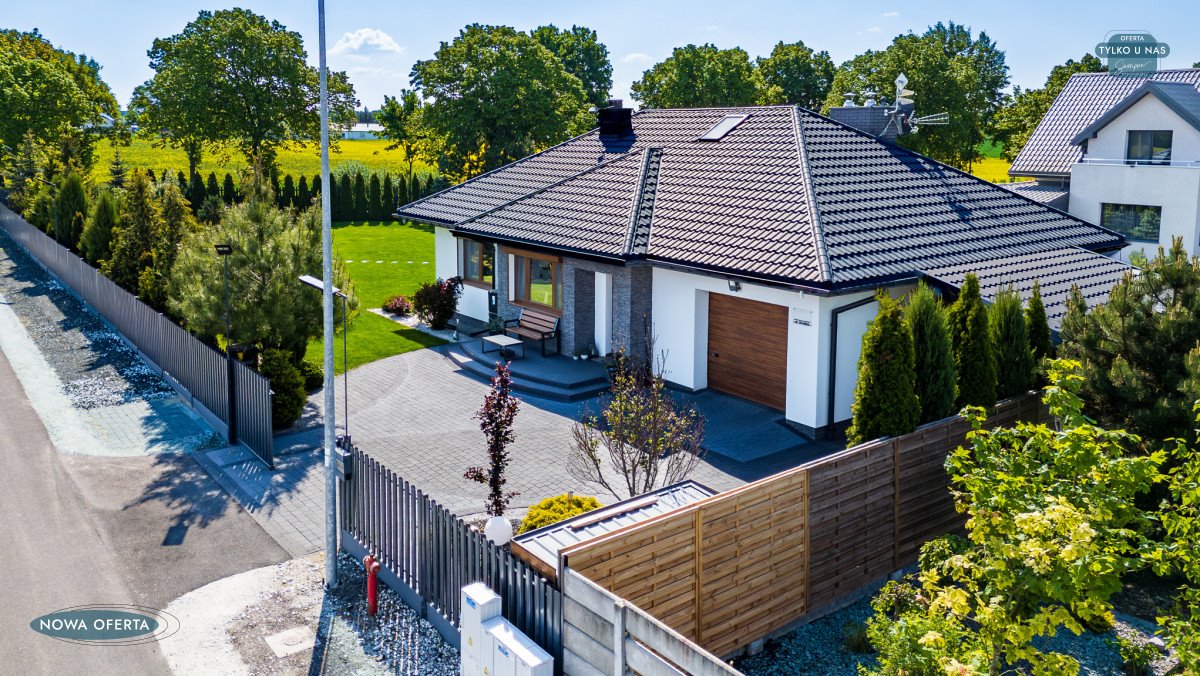 Do sprzedania nowoczesny dom 145 m² z garażem w Rossoszycy Rossoszyca, Krótka  145m2 Foto 1