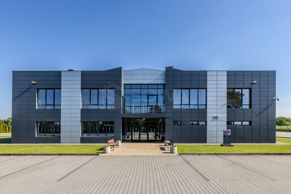 Nowoczesny obiekt 2631 m² z biurami i stacją diagnostyczną Głuchowo  2 631m2 Foto 1