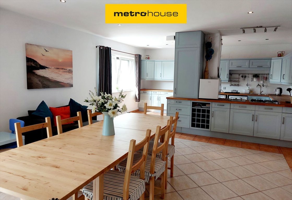 Dom na sprzedaż Bierutów  195m2 Foto 1