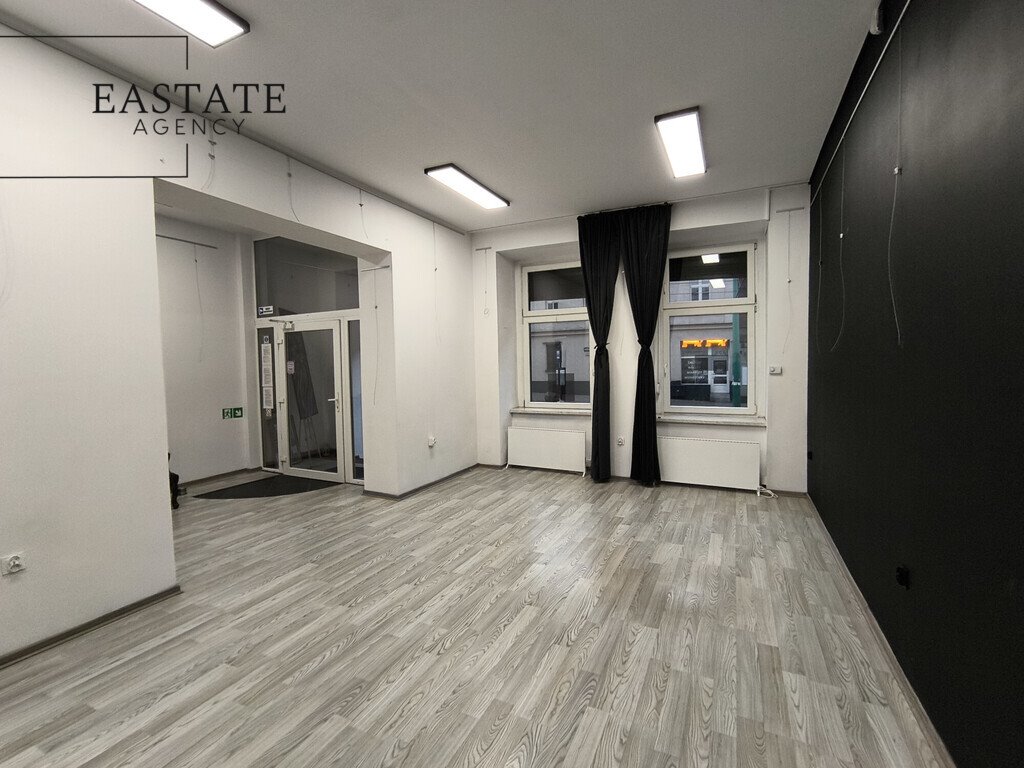 Lokal usługowy na sprzedaż z dużym potencjałem i 2 wejściami Bytom, Jagiellońska  82m2 Foto 1