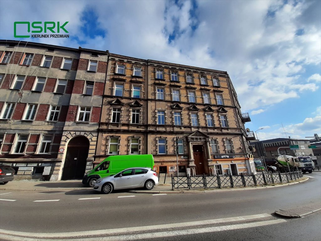 Mieszkanie trzypokojowe na sprzedaż Bytom, Powstańców Warszawskich 2  91m2 Foto 1