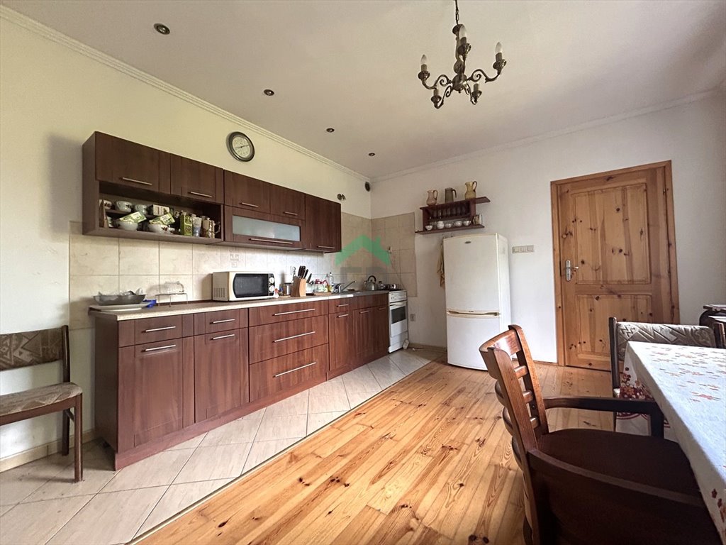 Dom z 3 niezależnymi mieszkaniami (170 m²) w Częstochowie Częstochowa, Wyczerpy Górne  200m2 Foto 1