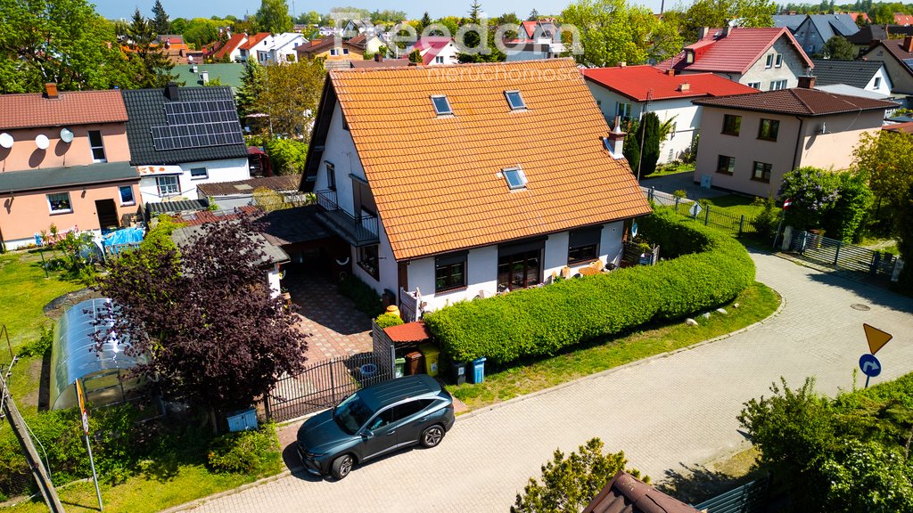 Na sprzedaż przestronny dom z dużą działką i garażem w Kołobrzegu Kołobrzeg, Tczewska  270m2 Foto 1