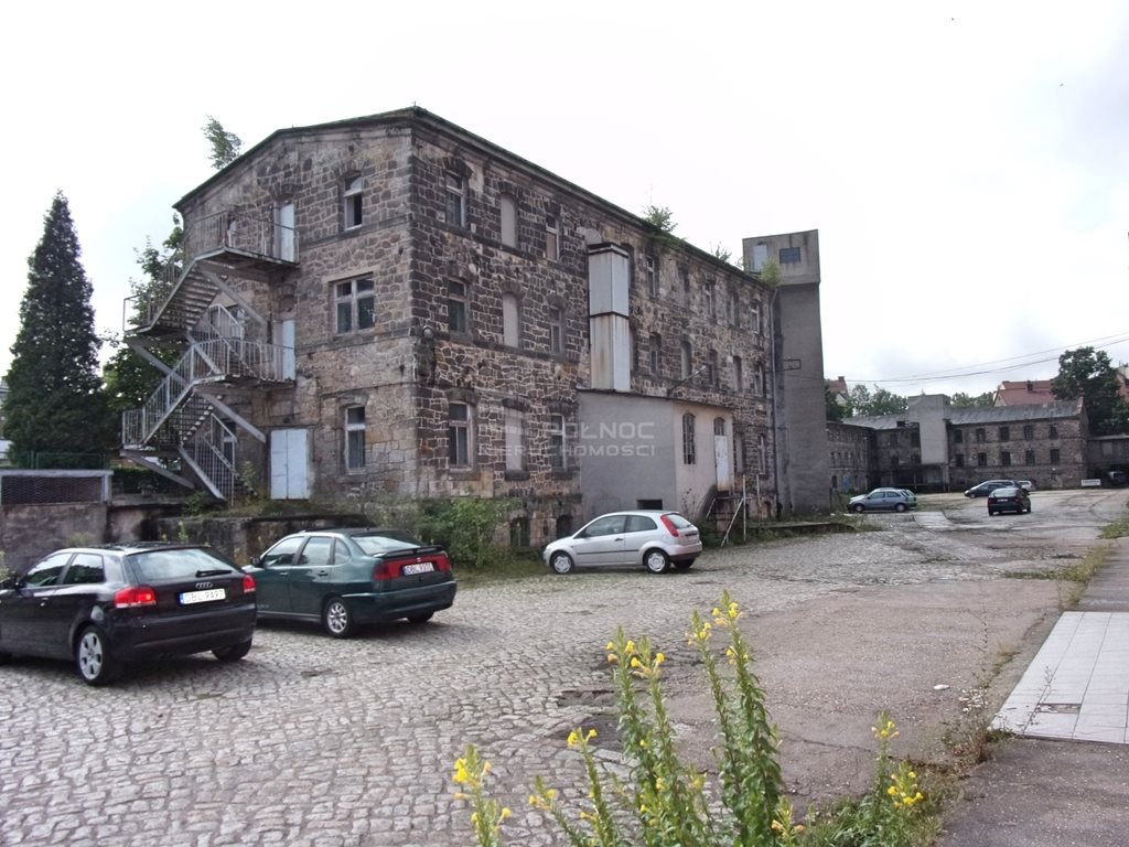 Lokal użytkowy na sprzedaż Bolesławiec 8 332m2 Foto 1 Lokal użytkowy na sprzedaż Bolesławiec 8 332m2 Foto 1