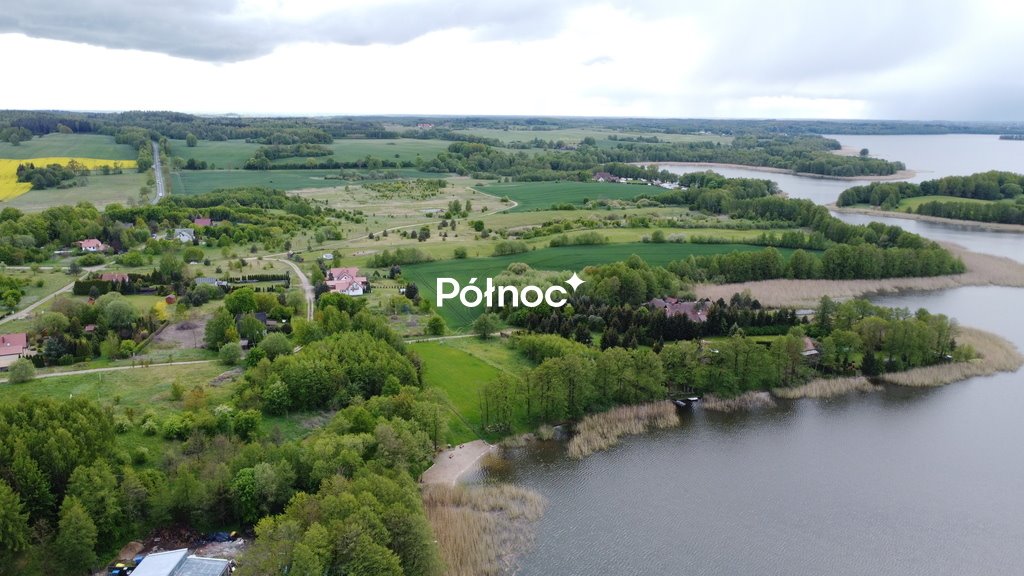 Urokliwy dom z ogrodem i widokiem na jezioro Lutry Lutry  157m2 Foto 1