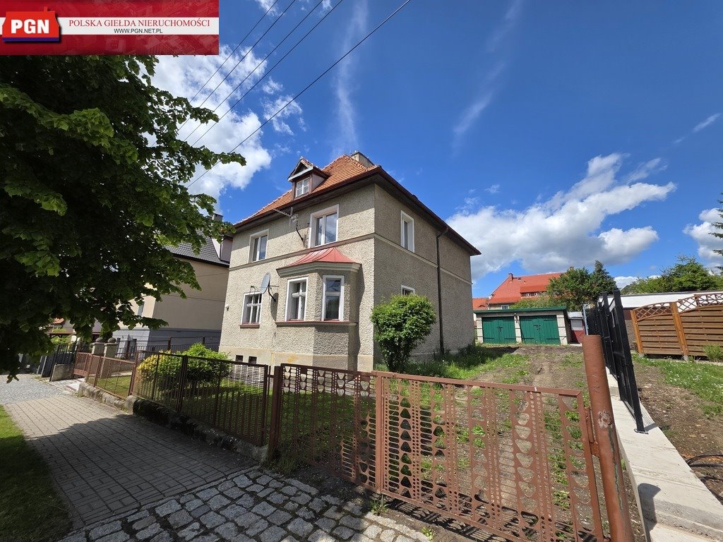 Mieszkanie trzypokojowe na sprzedaż Kłodzko, Walecznych  70m2 Foto 1