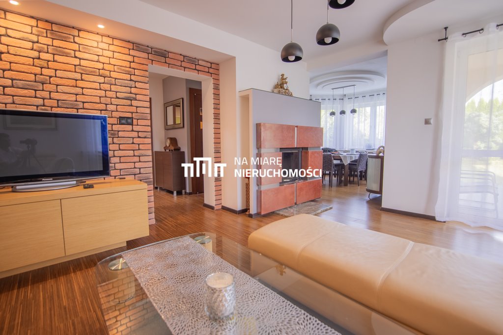 Komfortowy dom z garażem, nowoczesnym wykończeniem i widokiem Racławówka  194m2 Foto 1