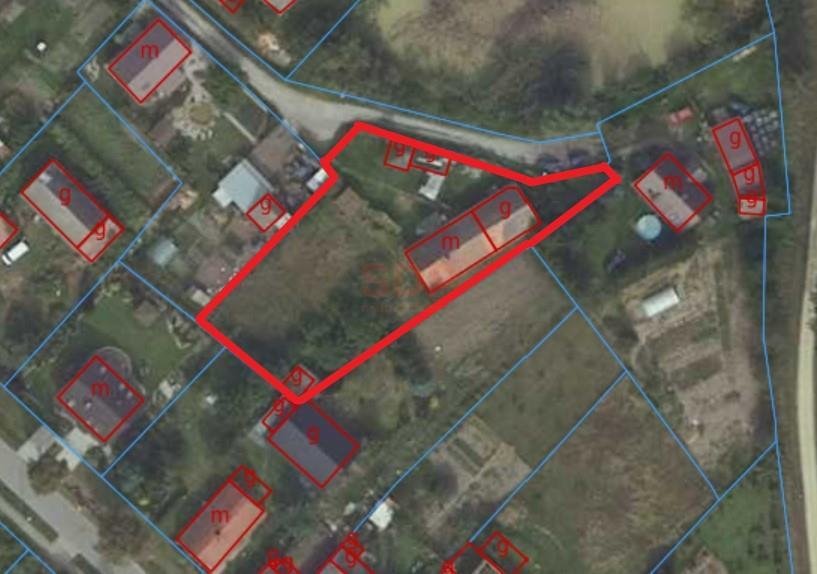 Działka z domem, 1600 m², cicha okolica, media, możliwość rozbudowy Kotowice  1 600m2 Foto 1