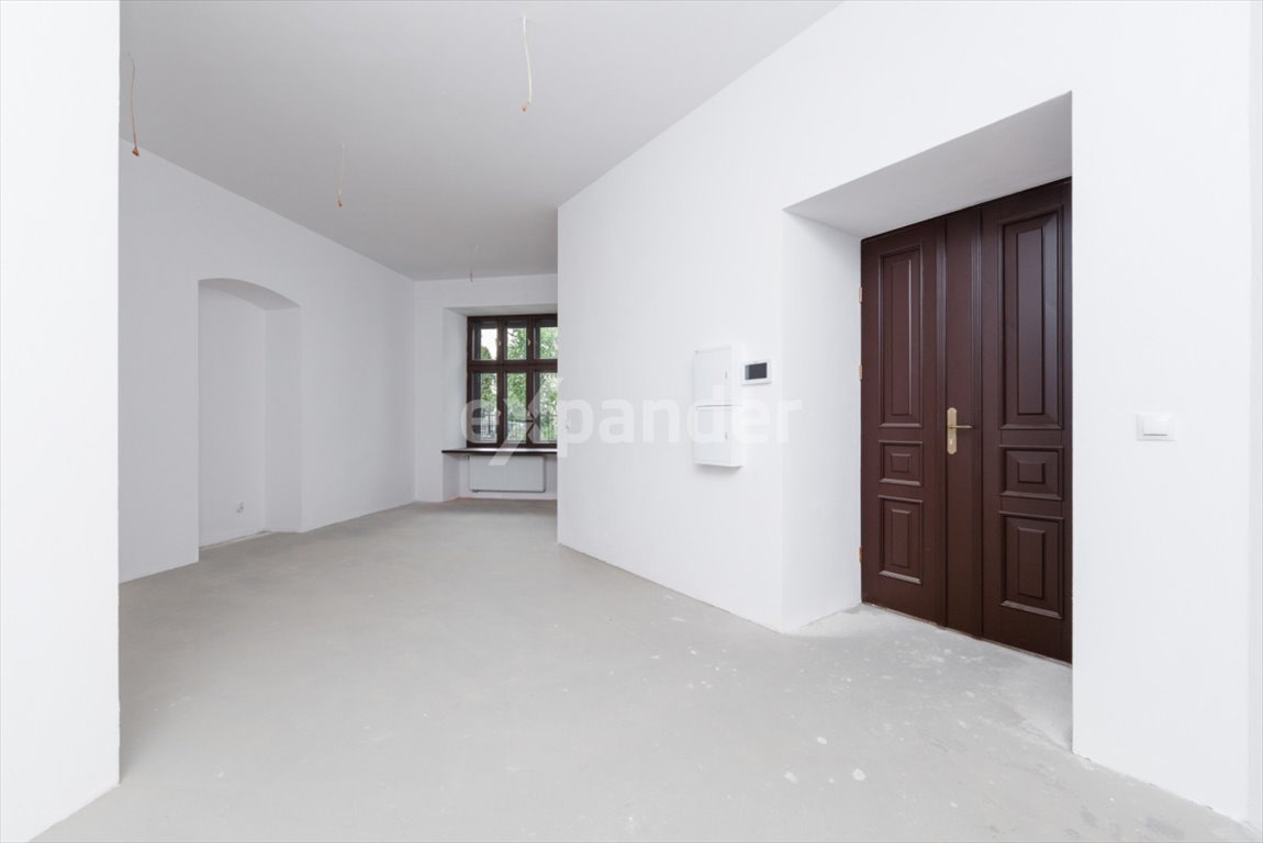 Mieszkanie 31 m² z potencjałem na 2 pokoje, kamienica Warszawa, Praga-Północ, Konopacka  31m2 Foto 1