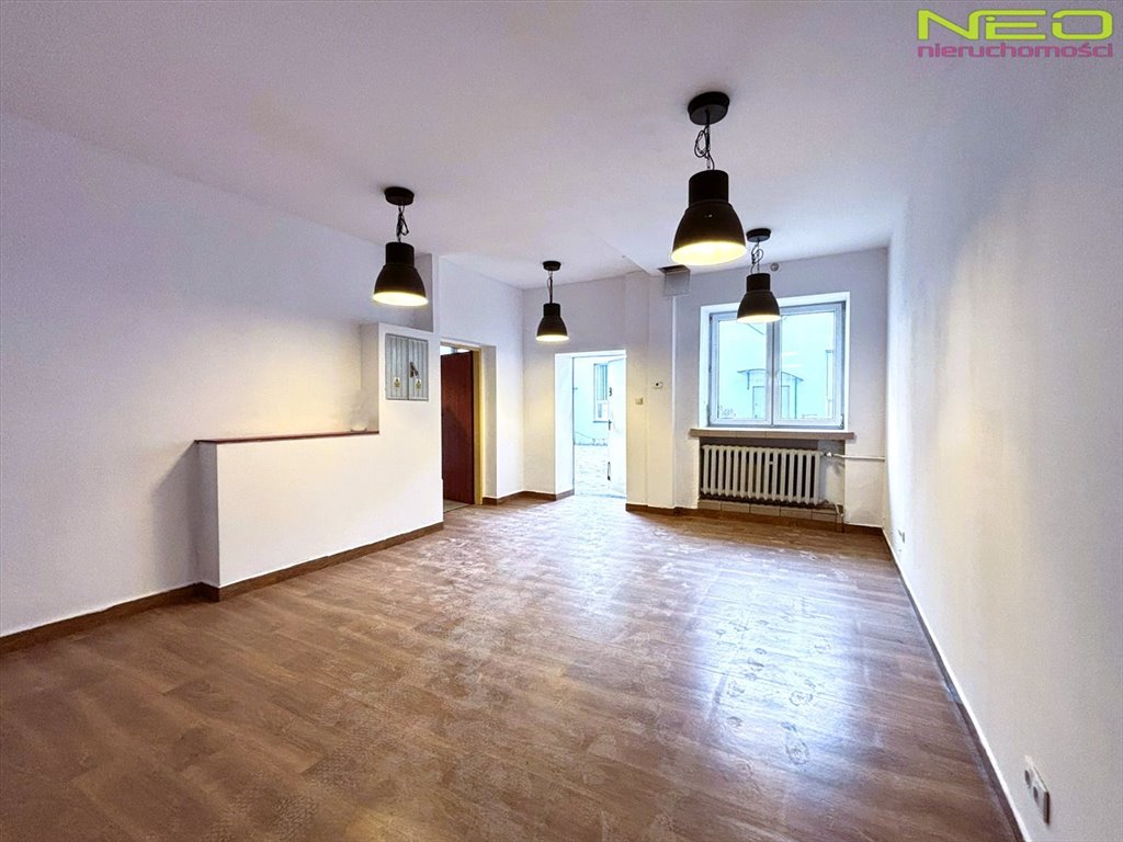 Lokal użytkowy w centrum Częstochowy, 107 m2, gotowy do wynajęcia Częstochowa, Centrum  105m2 Foto 1