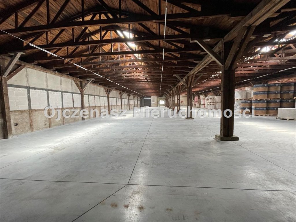 Magazyn 650 m² z monitoringiem i parkingiem, dostępny od zaraz Solec Kujawski  650m2 Foto 1