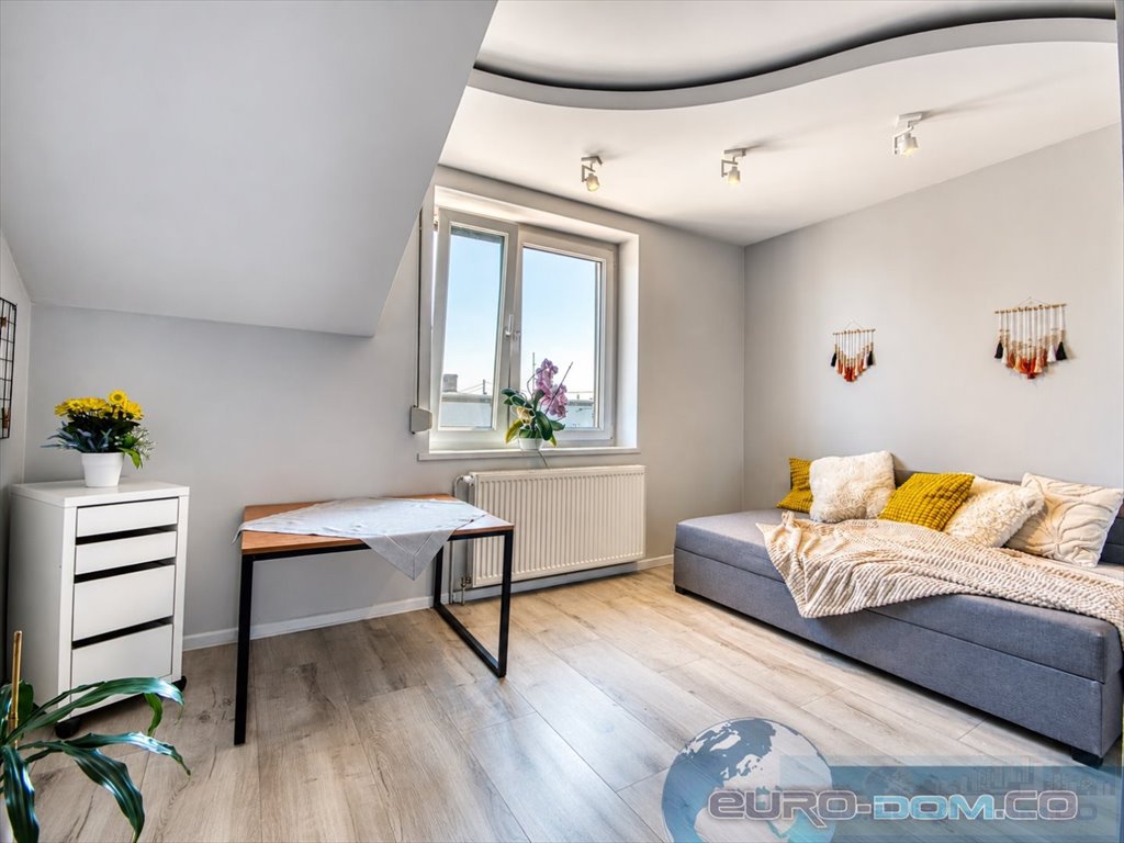 Dom z lokalem użytkowym 282,92 m² - Radłów Wiejska Radłów, Wiejska  1 297m2 Foto 1