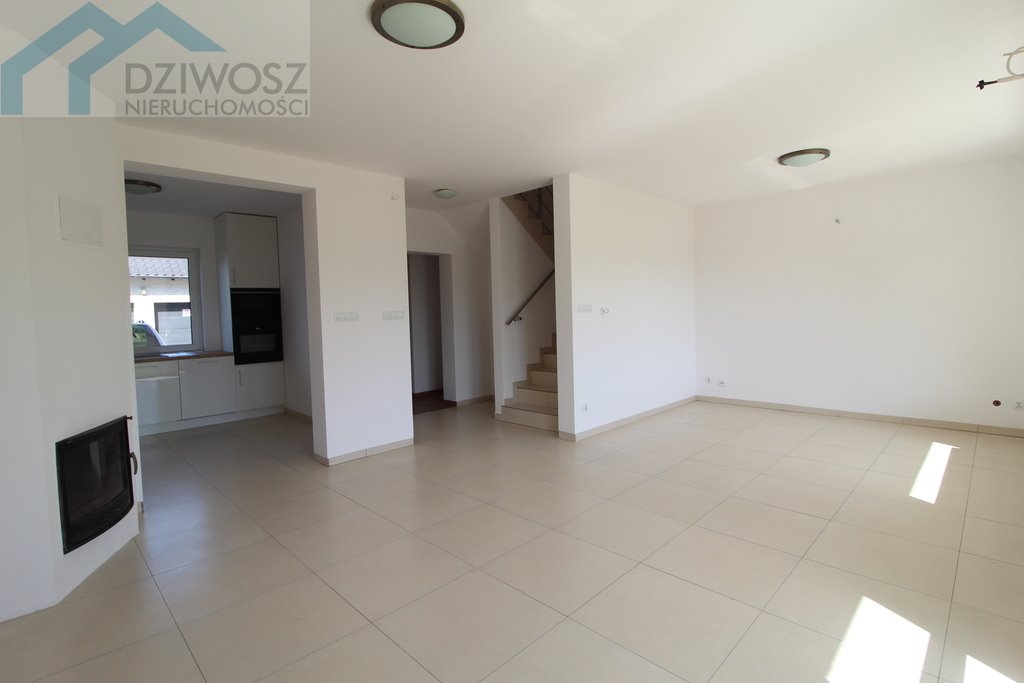 Przestronny dom 7 pokoi z ogrodem, klimatyzacją i kominkiem Siechnice, Piastów Śląskich  143m2 Foto 1