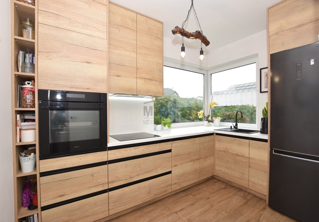 Sprzedam komfortowy dom 105 m² z ogrodem i garażem w Gowinie Małe Gowino, Wschodnia  105m2 Foto 1