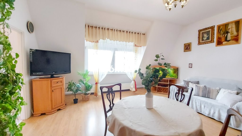 Przestronne 4-pokojowe mieszkanie z ogródkiem w centrum Jeleniej Góry Jelenia Góra, Centrum, Sudecka  103m2 Foto 1