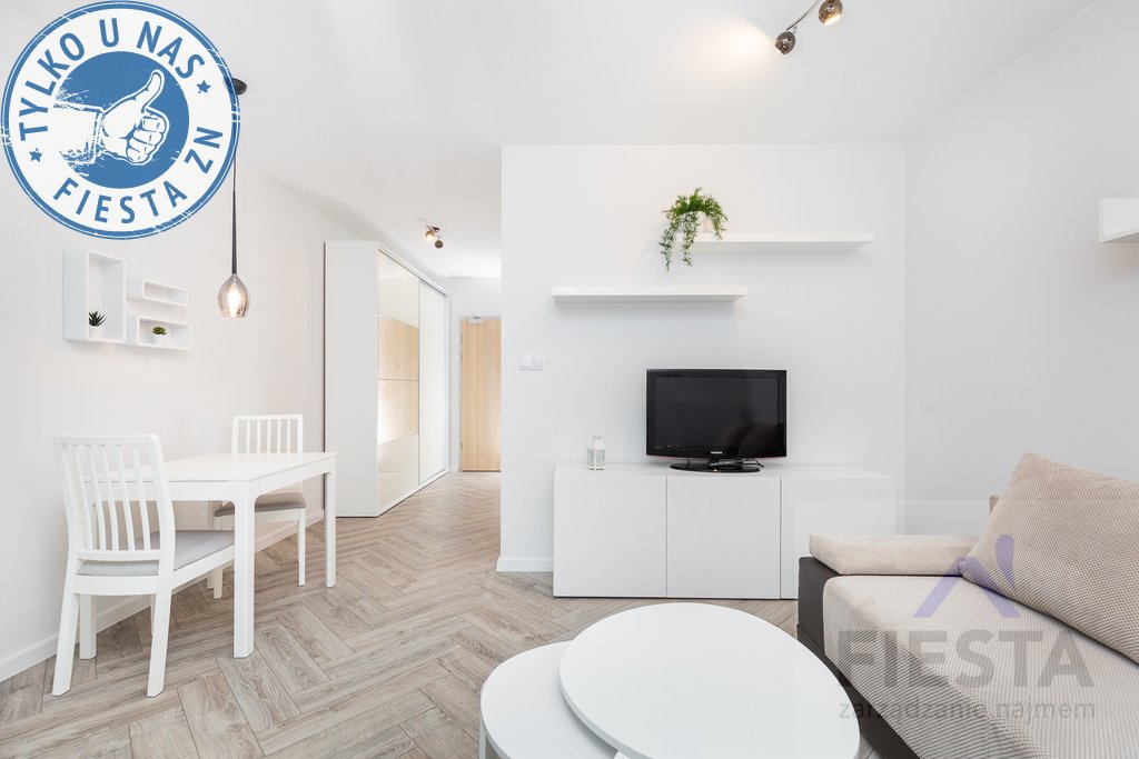Nowoczesne 28 m² z balkonem, pełne wyposażenie, blisko uczelni Kraków, Śródmieście, Mogilska  28m2 Foto 1