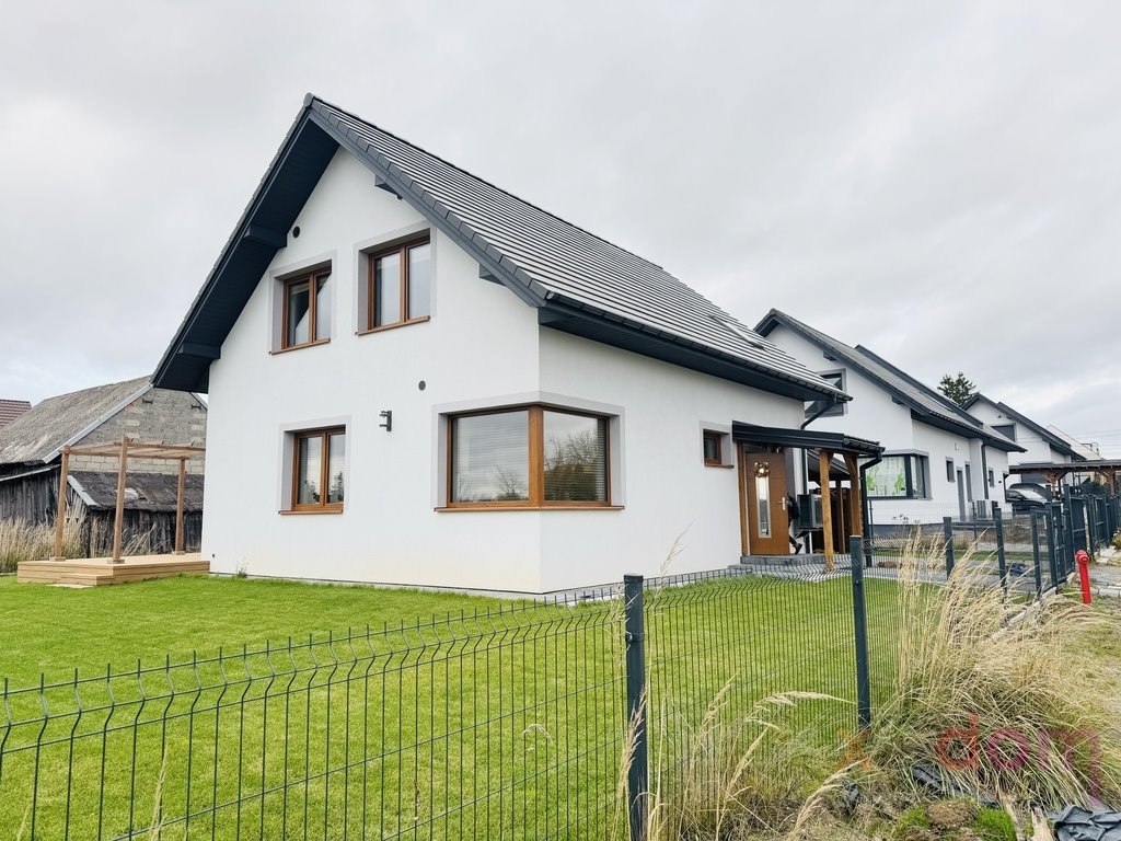 Dom na sprzedaż Kostomłoty Drugie  244m2 Foto 1