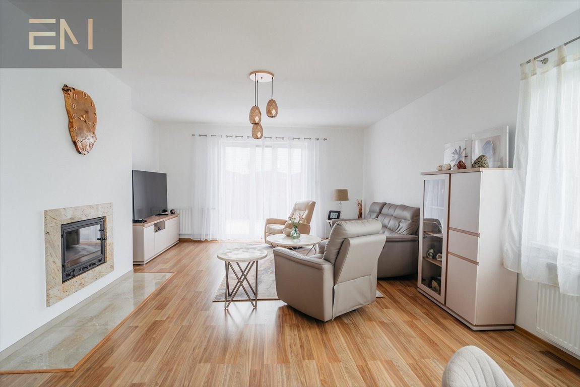 Gotowy dom z poddaszem do adaptacji, 98,6 m2, 9,45 ara Strzyżów  99m2 Foto 1