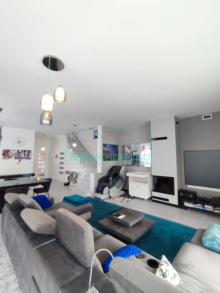 Dom bliźniak 188 m2 z garażem i ogrodem w Walendowie Walendów  188m2 Foto 1