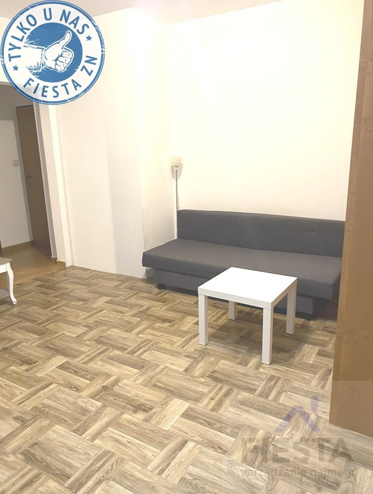 Na wynajem przestronne studio 28 m² z balkonem w Ząbkach Ząbki, Powstańców  28m2 Foto 1