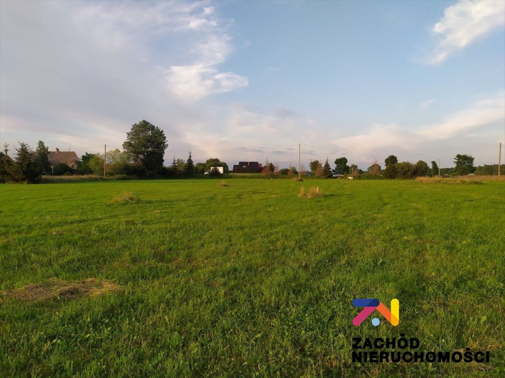 Działka budowlana 1018 m² w Krasowcu z mediami i warunkami zabudowy Krasowiec  1 018m2 Foto 1
