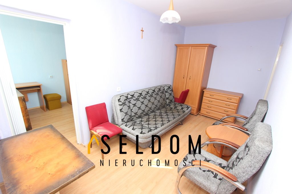 Do sprzedania przestronne mieszkanie 30,9 m² z możliwością aranżacji w Koninie Konin, Sybiraków  31m2 Foto 1