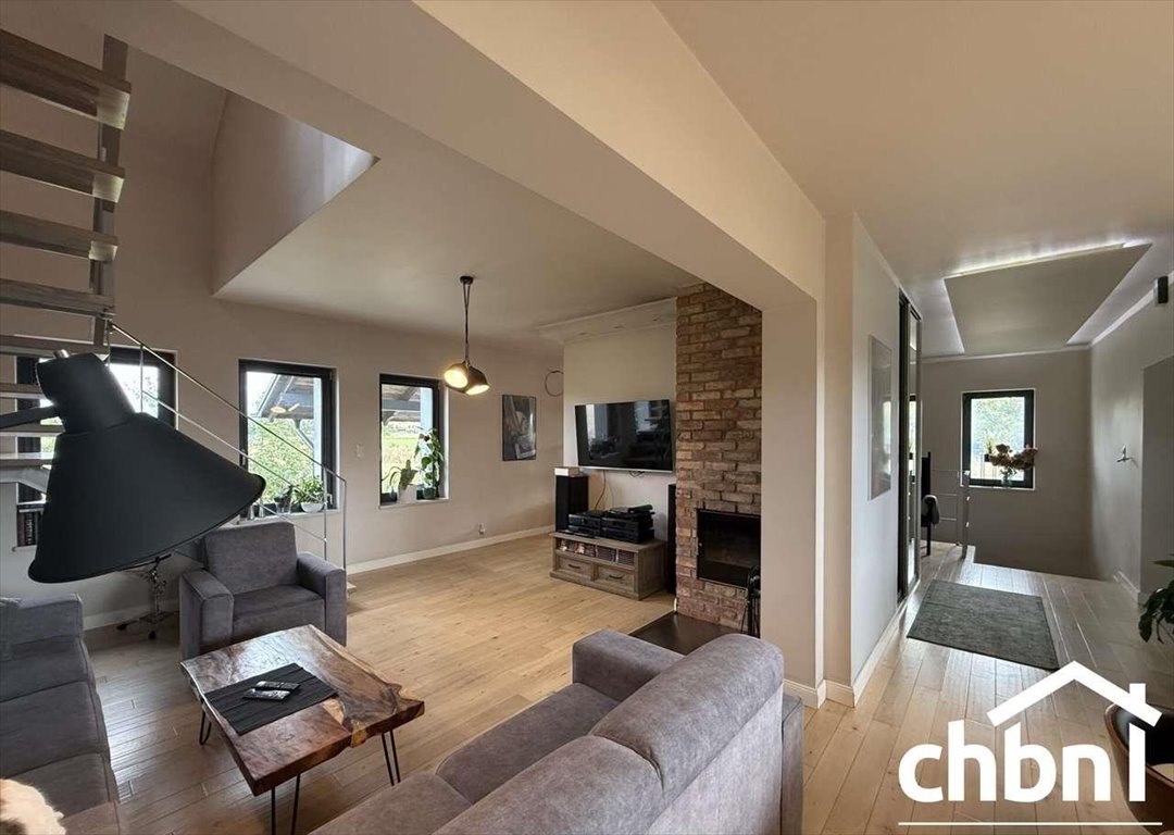 Dom na sprzedaż Chojnice  200m2 Foto 1