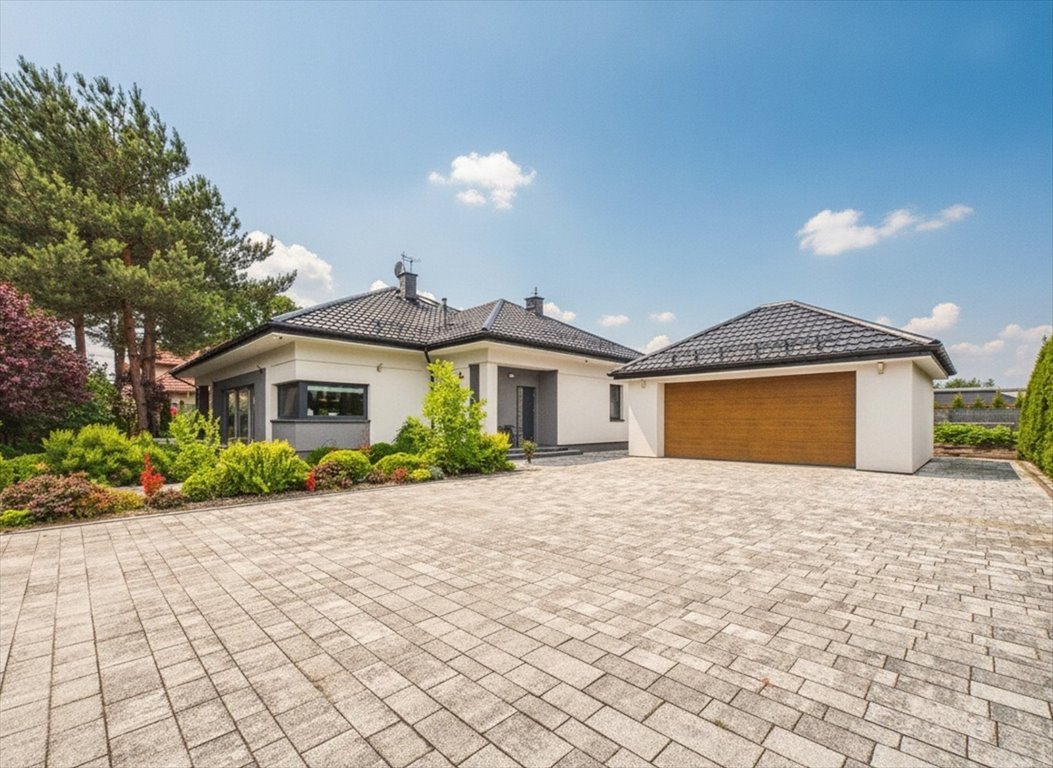 Nowoczesny dom 189 m² z ogrodem i garażem polecam! Góra Kalwaria, Sosnowa 12  189m2 Foto 1