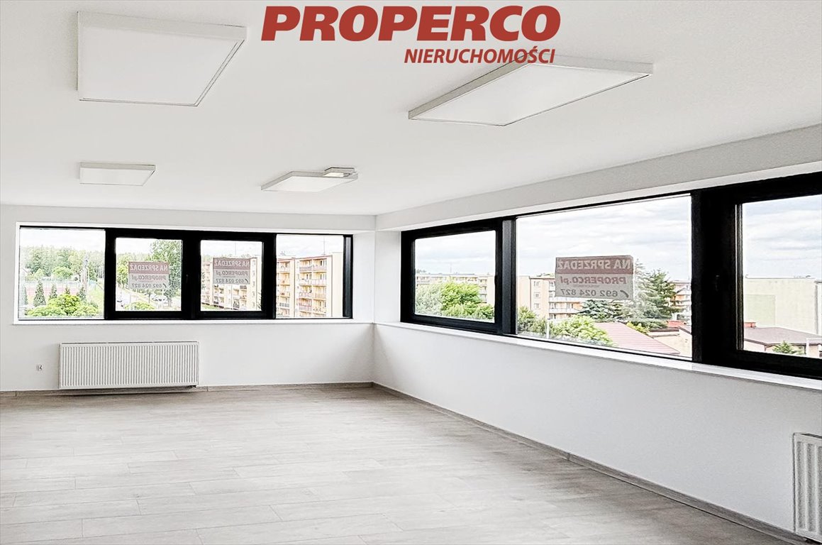 Przestronny lokal 208 m2 z możliwością podziału na dwa mieszkania Skarżysko-Kamienna, Spółdzielcza  208m2 Foto 1