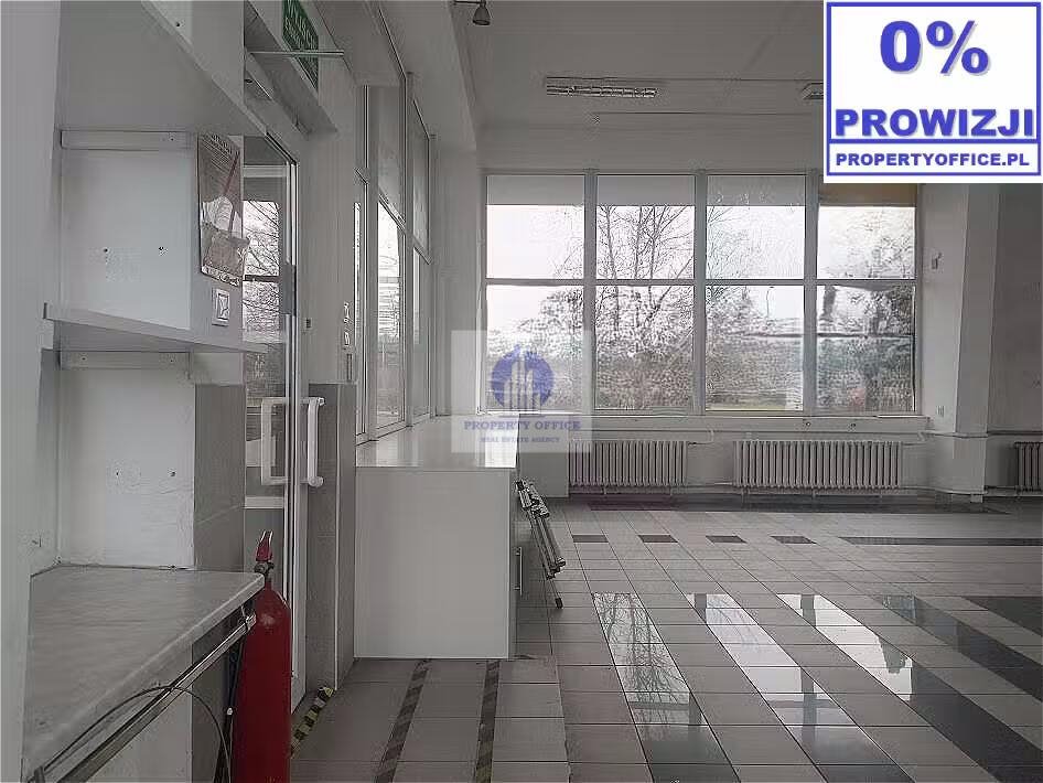 Lokal handlowo-usługowy 116 m2, widoczny, open space Warszawa, Włochy, Łopuszańska  116m2 Foto 1