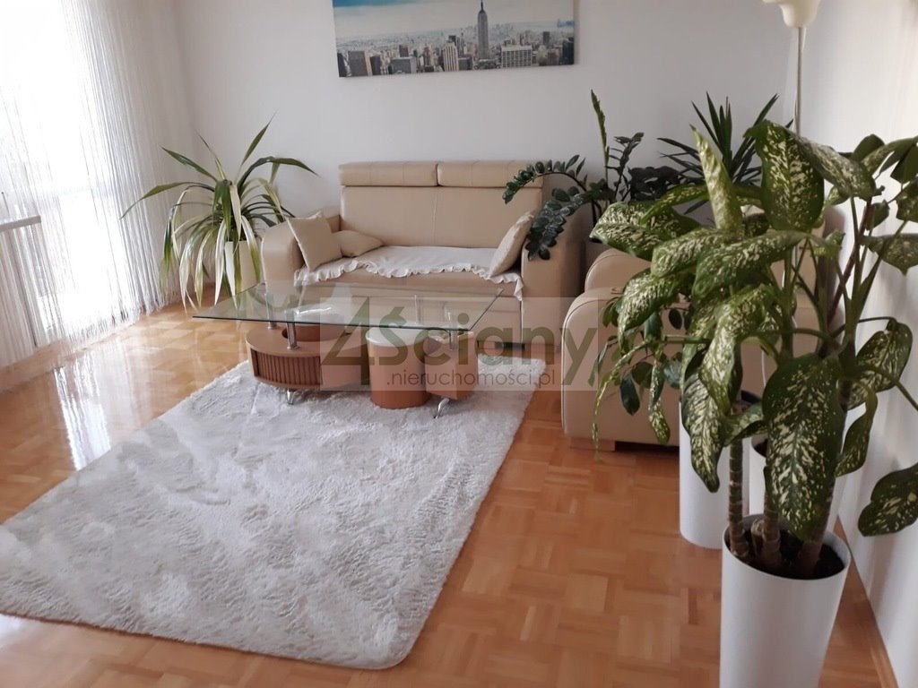 Przestronne 3-pokojowe mieszkanie z balkonem, piwnicą i nowoczesnym wykończeniem Warszawa, Praga-Południe, Wspólna Droga  69m2 Foto 1