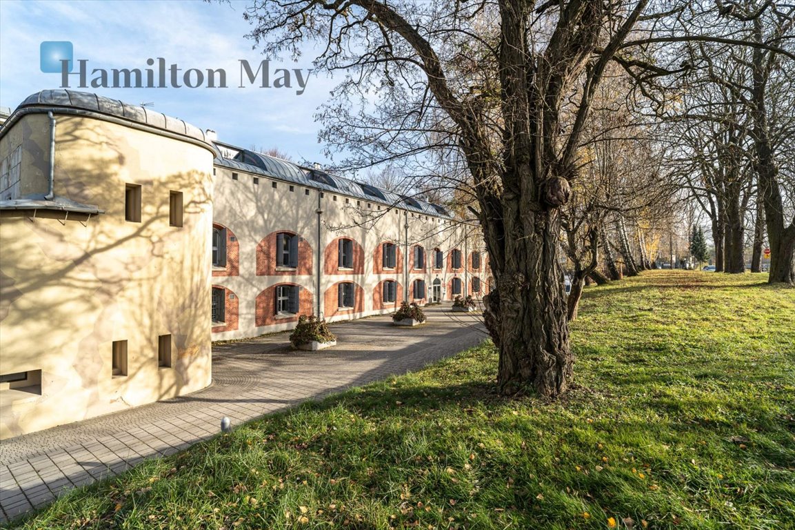 Unikatowy fort w Węgrzcach – 900 m2 na biura i działalność Węgrzce, Węgrzce, Węgrzce  900m2 Foto 1