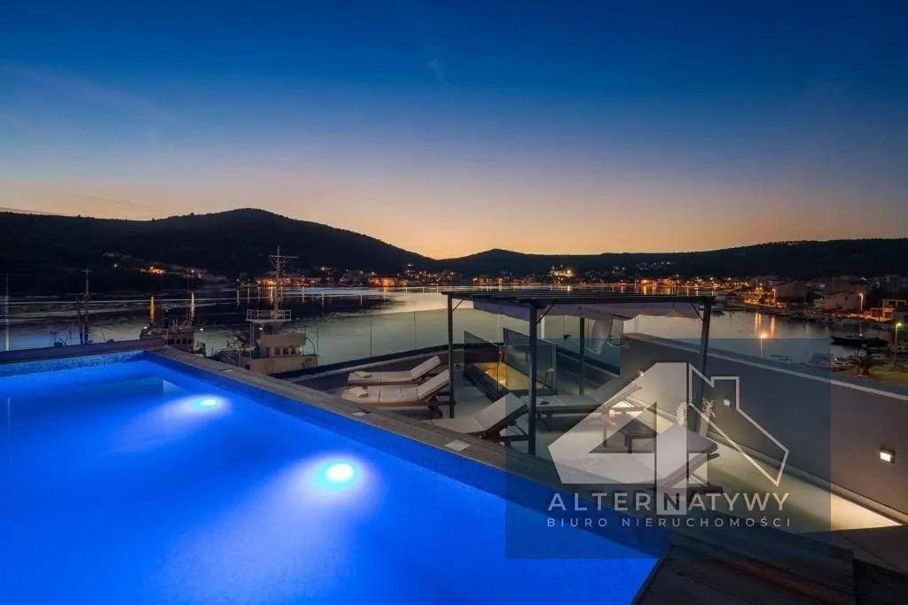 Dom na sprzedaż Chorwacja, Marina  330m2 Foto 1