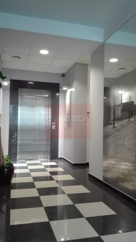 Nowoczesne biuro 218 m2 z windą i parkingiem na Mokotowie Warszawa, Mokotów  218m2 Foto 1