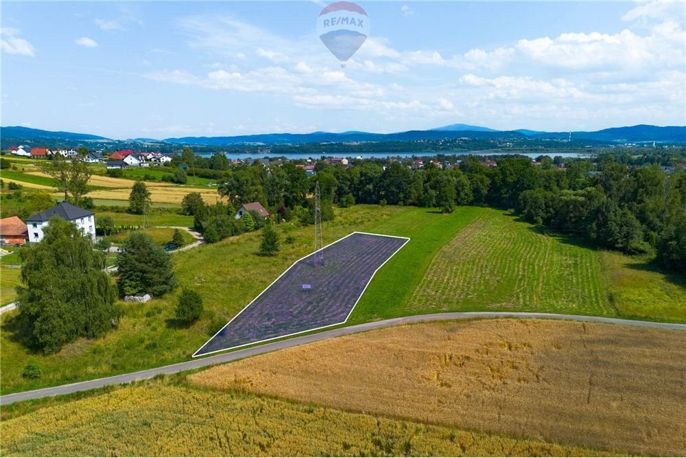 Działka budowlana w Zarzeczu, 1730 m2, media, plan zabudowy Zarzecze  1 733m2 Foto 1