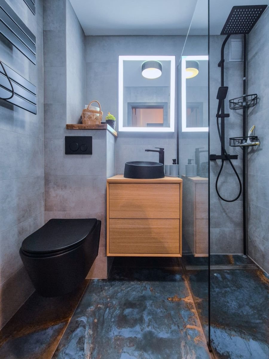 Nowoczesny apartament 2 pok. z wysokim standardem i wynajmem na Booking Jelenia Góra, Obrońców Westerplatte  39m2 Foto 1