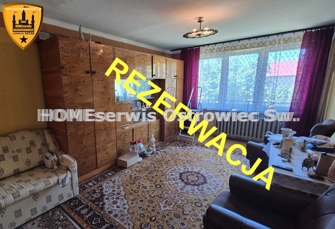 Dwupokojowe mieszkanie do remontu (46,2 m²) w centrum Ostrowca Ostrowiec Świętokrzyski, Centrum  46m2 Foto 1