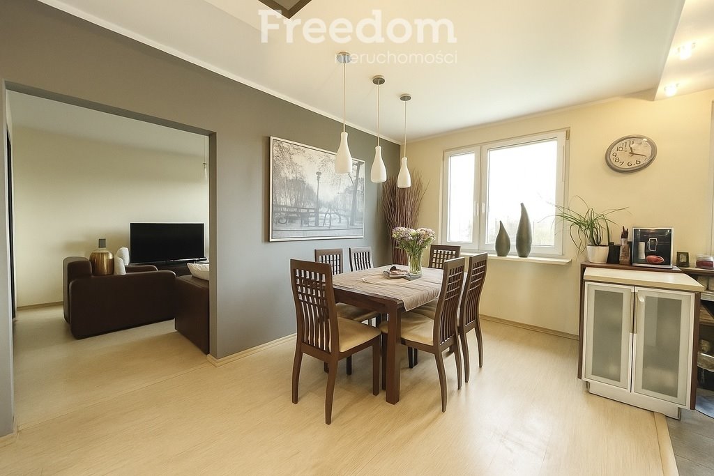 Mieszkanie czteropokojowe  na sprzedaż Częstochowa, Sportowa  69m2 Foto 1