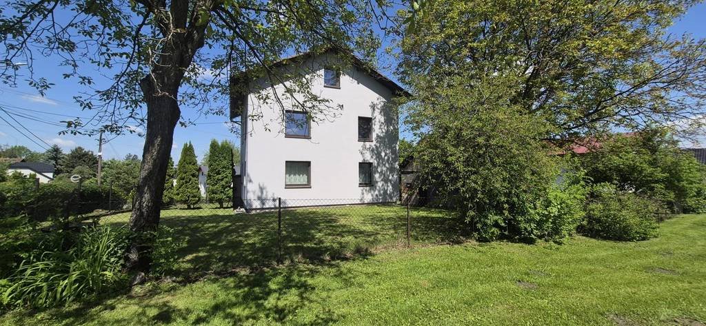 Urokliwy dom z dużą działką i widokiem na góry Puńców, Stroma  90m2 Foto 1