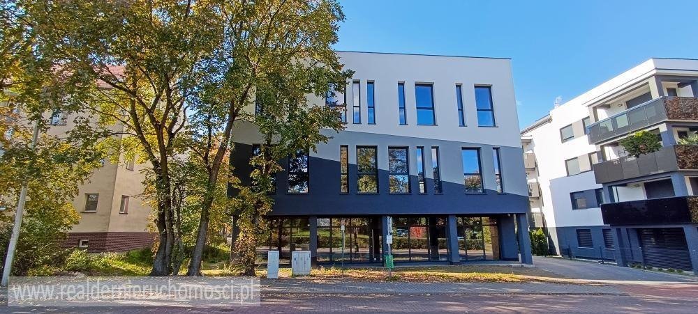Nowoczesny lokal 150m2 z dużymi oknami i własnym parkingiem Zielona Góra  151m2 Foto 1