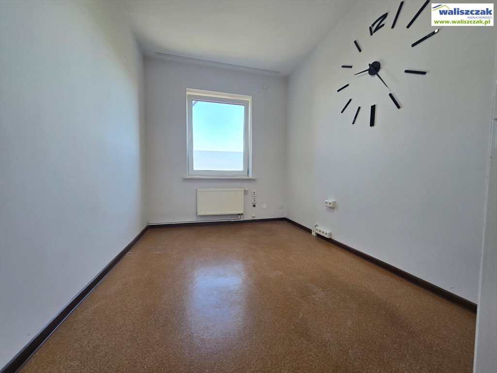 Lokal biurowy 9,43 m2 z monitoringiem i parkingiem Piotrków Trybunalski  9m2 Foto 1