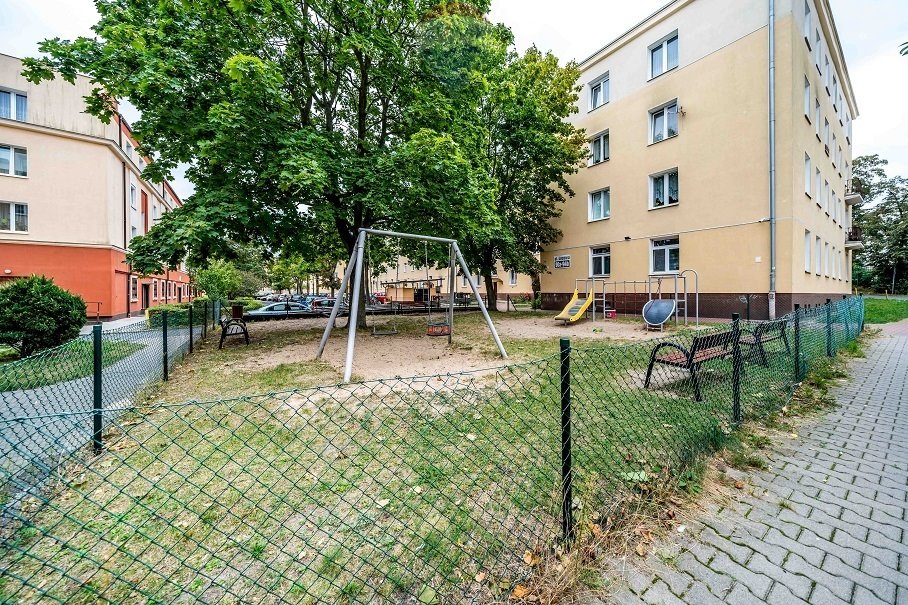 Kawalerka na wynajem Poznań, Dębiec, Dębiec, Łozowa  32m2 Foto 2